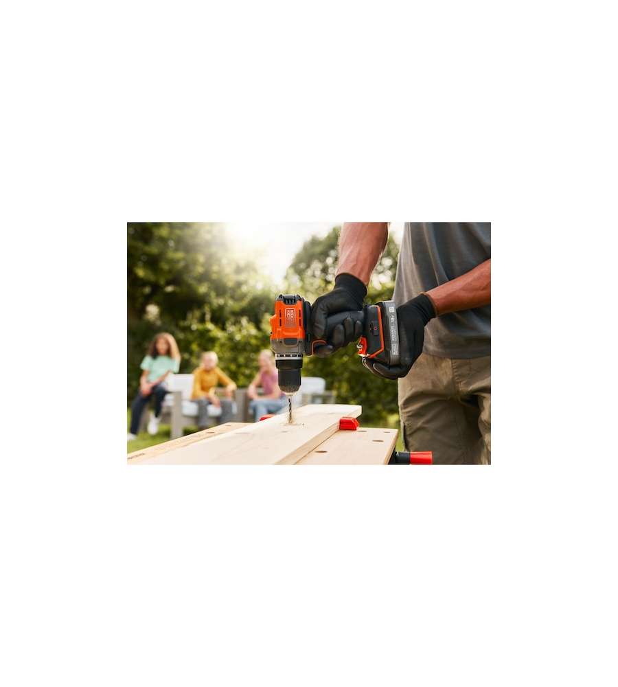 Black+Decker Trapano Avvitatore 18V Arancione 2.0Ah - Batteria Inclusa