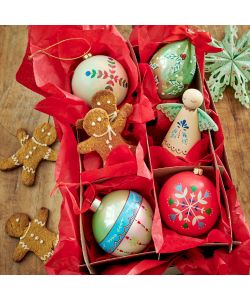Decoris Palline di Natale in Vetro - con Bacche e Nastro Rosso - 8cm